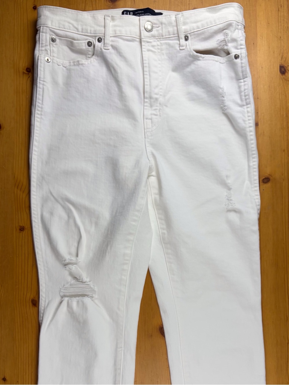 GAP High Rise Vintage Slim White Distressed Denim Jeans Women's Sz 10/30R